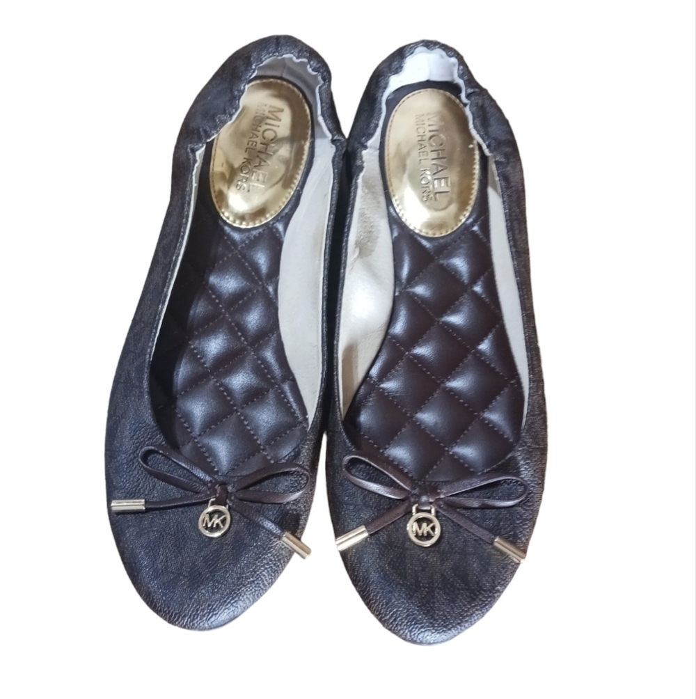 MICHAEL KORS MK Logo Ballet Flat Shoe Sz 7.5